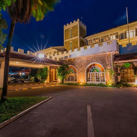 Protea Hotel By Marriott Dar Es Salaam Courtyard Exterior foto