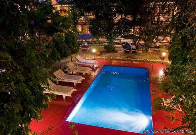 Protea Hotel By Marriott Dar Es Salaam Courtyard Exterior foto